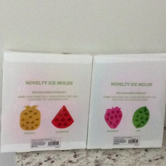 Fruit Novelty Ice Molds - Picture 4 of 4